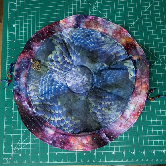 Dragon DND Bag Or Jewelry Bag Dice And Throw Bag Handmade Drawstring Fabric Bag - Picture 10 of 11